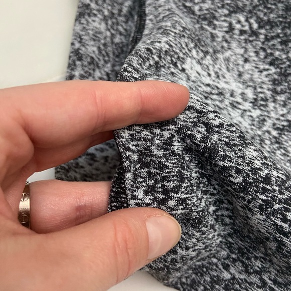 lululemon tank size 0 - Picture 4 of 6